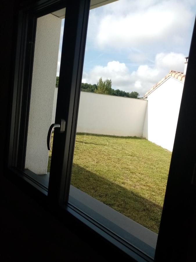 Un Air De Campagne Acomodação com café da manhã Montauban Exterior foto